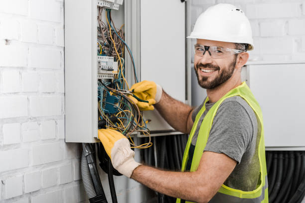 Best Licensed Electrician  in Puyallup, WA